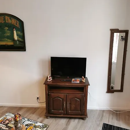 Les De L'hermine Athee