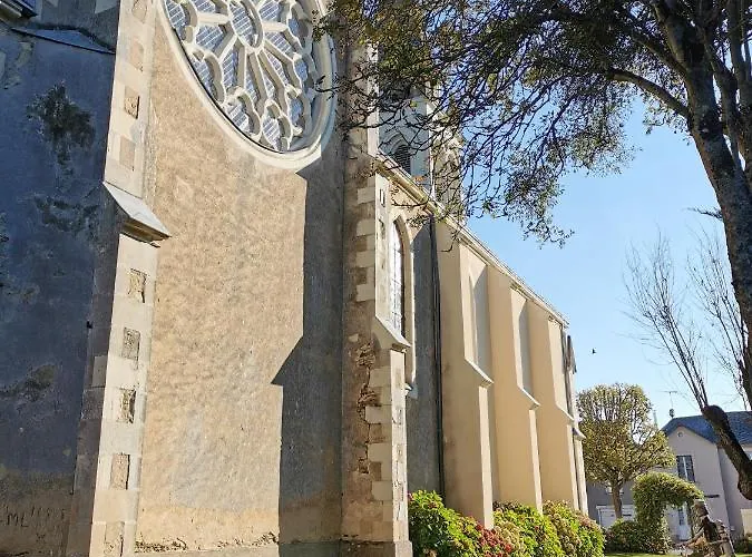 Les De L'hermine Athee *