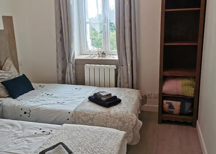 Les De L'hermine Athee *